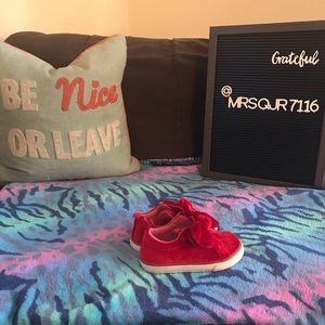 🥰 Toddler Bow Sneakers 🥰